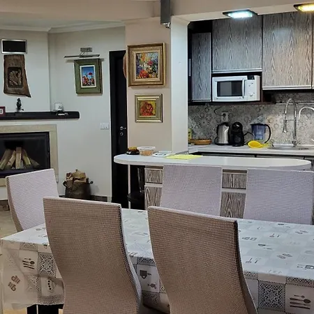 Appartement къща ,,велбъжд,,